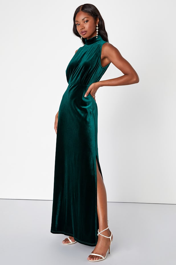 Classic Elegance Emerald Velvet Sleeveless Mock Neck Maxi Dress